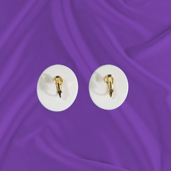 Vintage Avon Beautiful in Full Bloom Clip-on Earrings - Picture 2 of 3